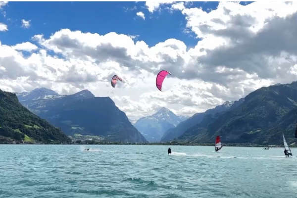 SWISS LAKE TWINS ACTIVE ESCAPE SWISS LAKE TWINS ACTIVE ESCAPE