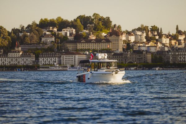 swiss-lake-twins-private-boat-tour-lake-lucerne-020 Private Lake Experience